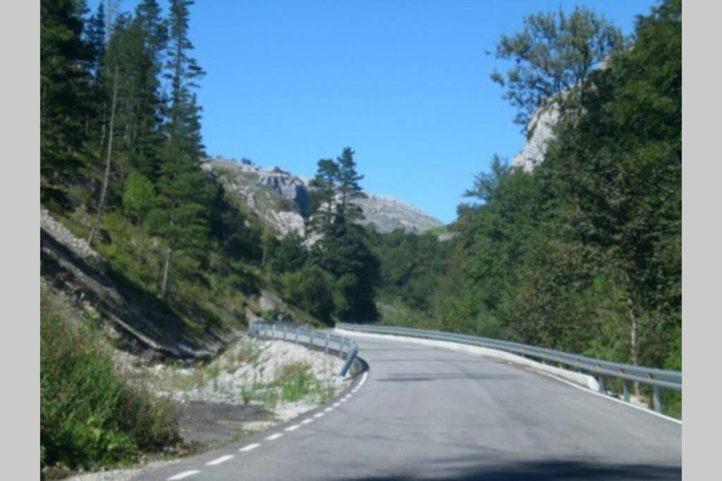 La Pasiega San Roque de Ríomiera Eksteriør billede